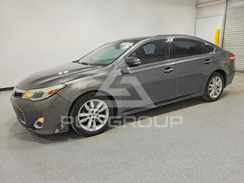 2015 Toyota AVALON фото