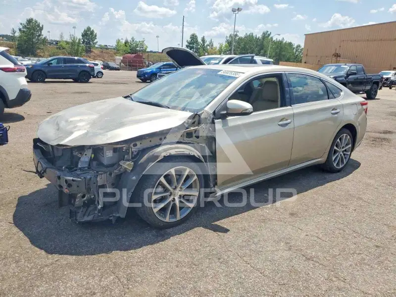 2015 Toyota AVALON photo
