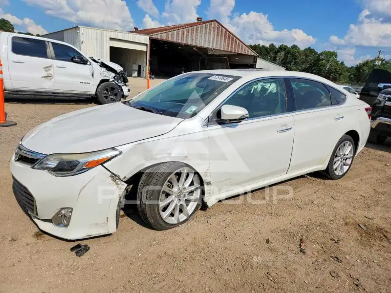 2015 Toyota AVALON фото