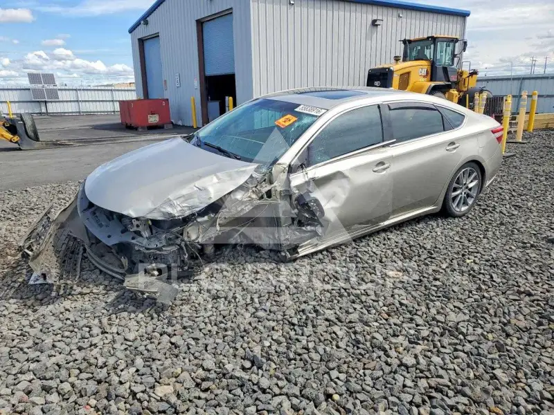 2015 Toyota AVALON photo