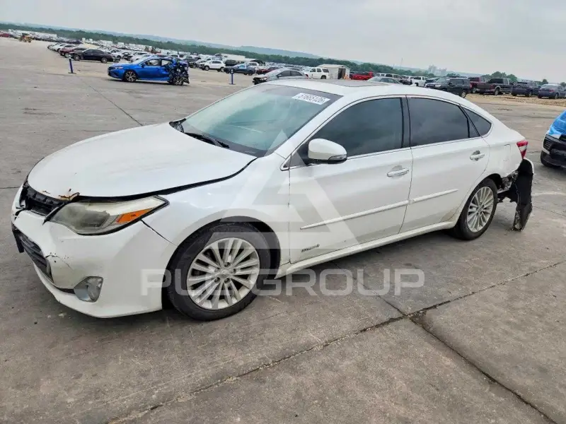 2015 Toyota AVALON фото