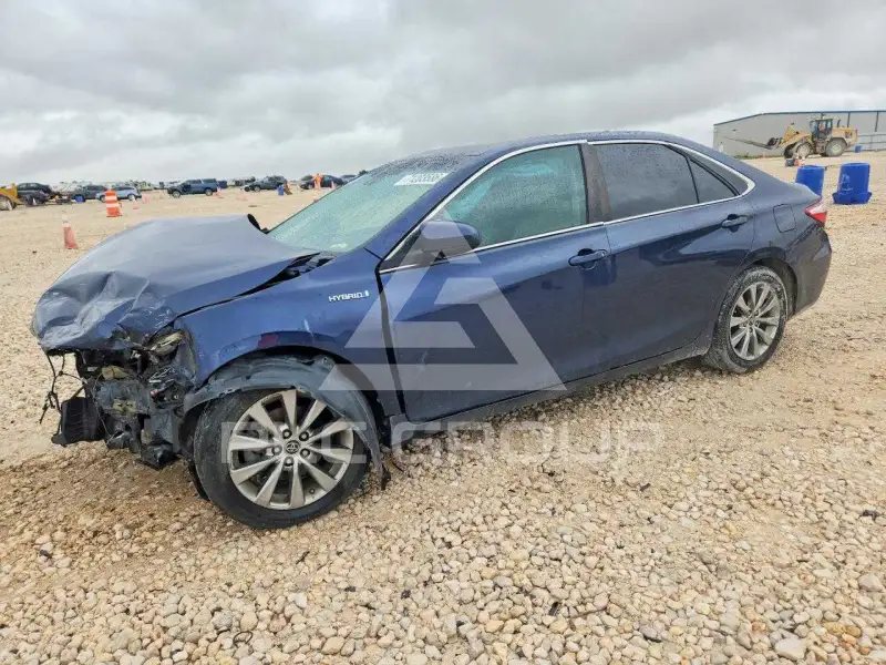 2015 Toyota CAMRY фото