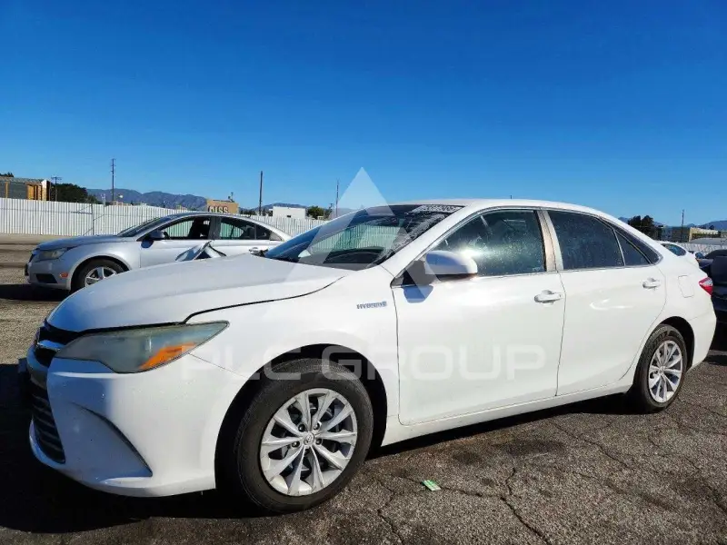 2015 Toyota CAMRY фото