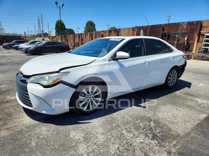 2015 Toyota CAMRY фото