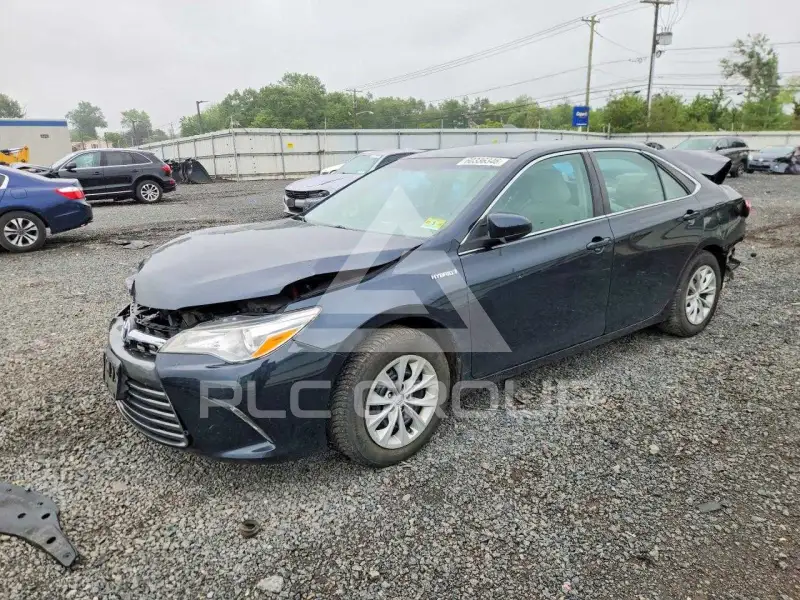 2015 Toyota CAMRY фото