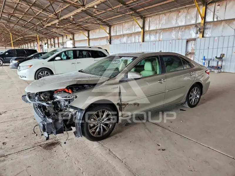 2015 Toyota CAMRY фото