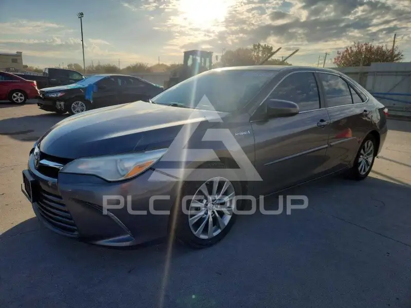 2015 Toyota CAMRY фото