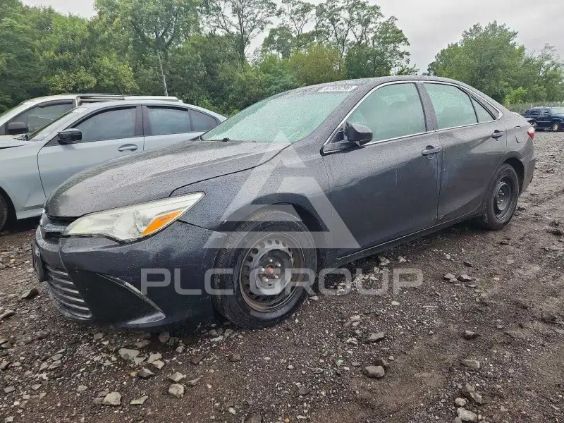 2015 Toyota CAMRY фото