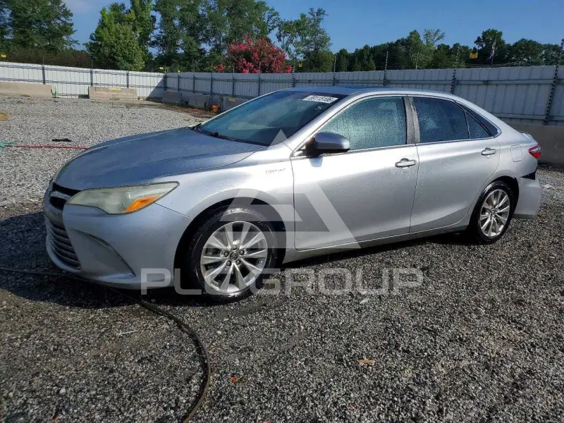 2015 Toyota CAMRY фото
