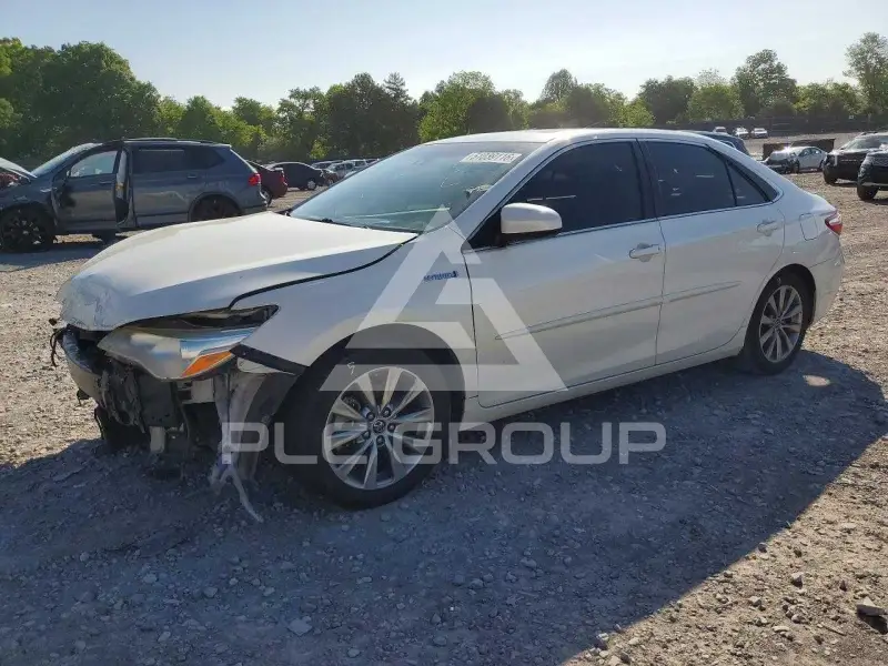2015 Toyota CAMRY фото