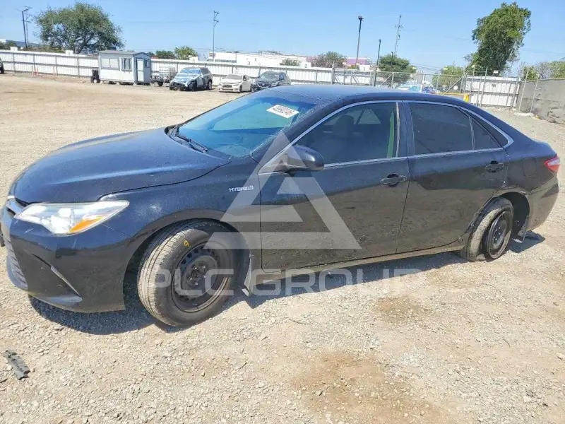 2015 Toyota CAMRY фото