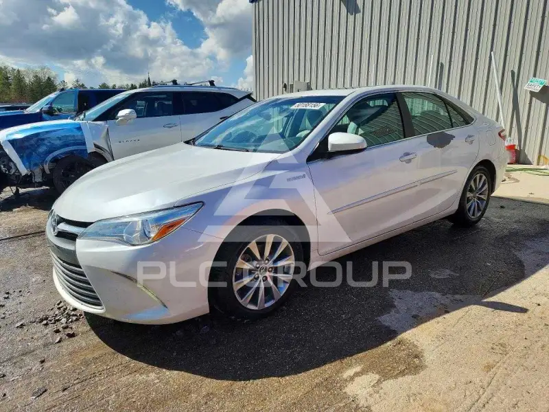 2015 Toyota CAMRY фото