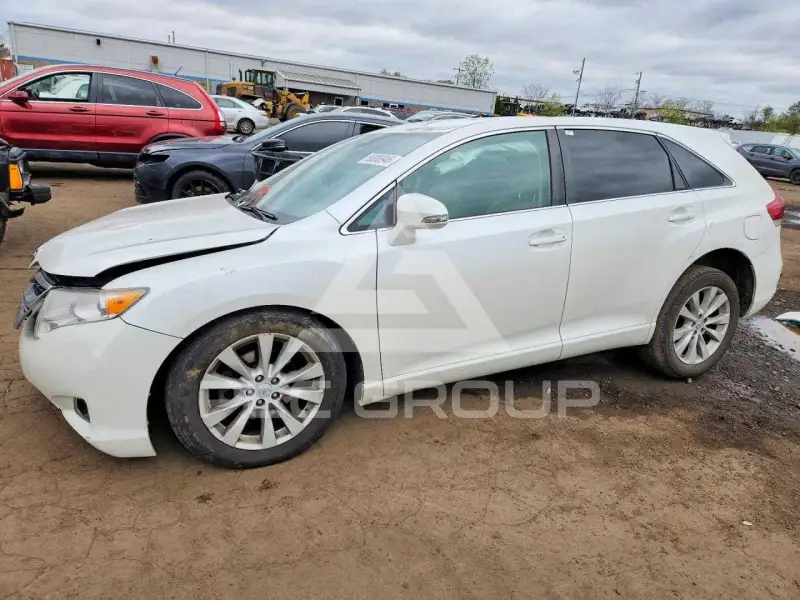 2015 Toyota VENZA photo
