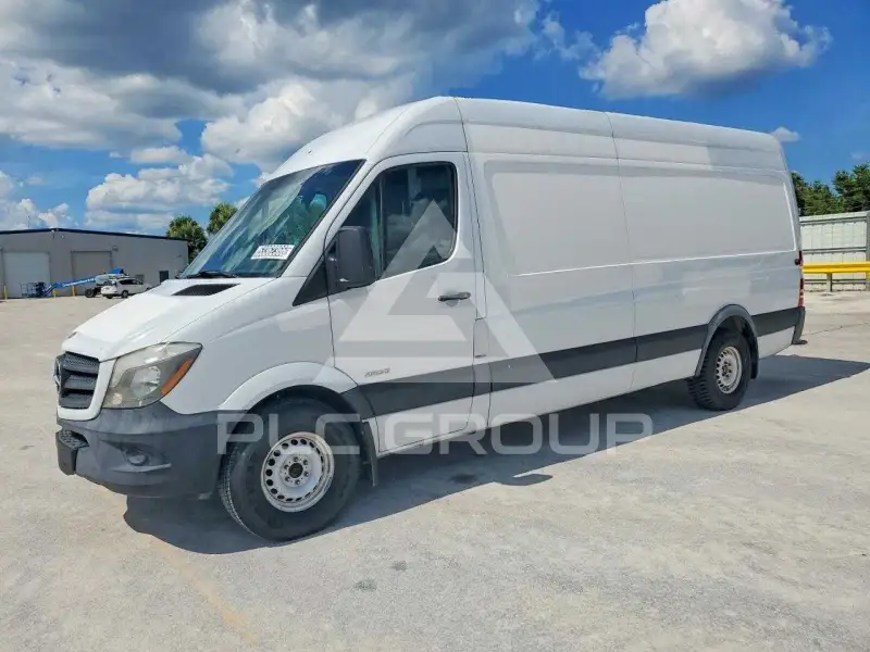 2015 Mercedes Benz Sprinter photo