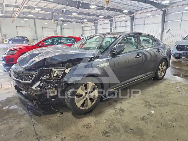 2015 KIA Optima photo