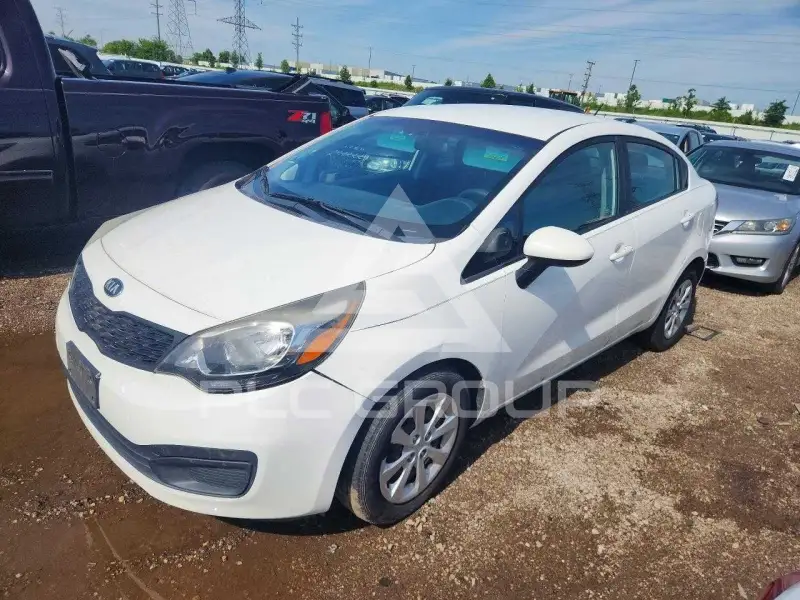 2015 KIA Rio photo