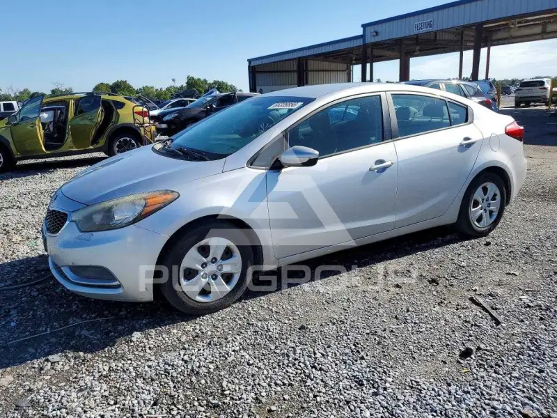 2015 KIA Forte фото