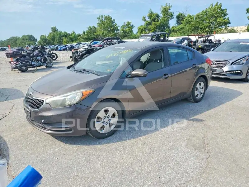 2015 KIA Forte фото