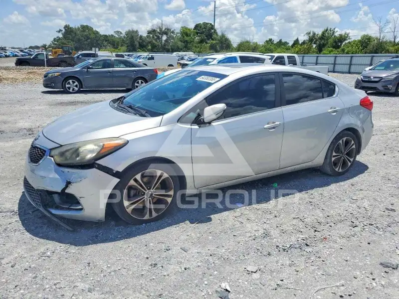 2015 KIA Forte фото