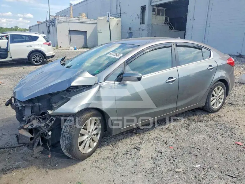 2015 KIA Forte photo