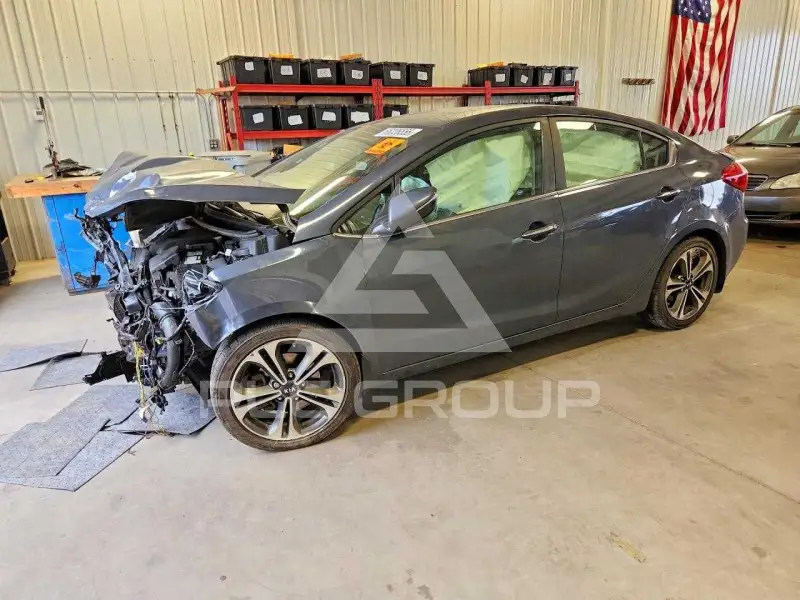 2015 KIA Forte фото