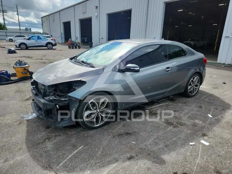 2015 KIA Forte фото