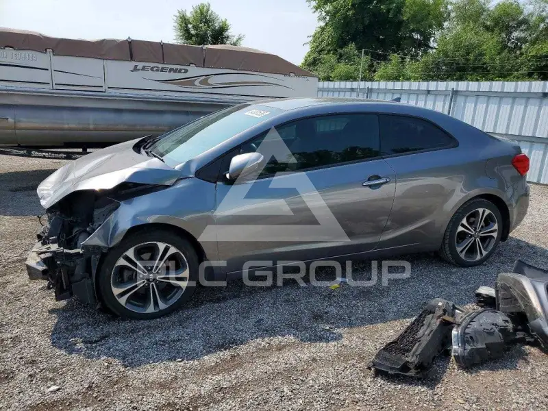 2015 KIA Forte фото