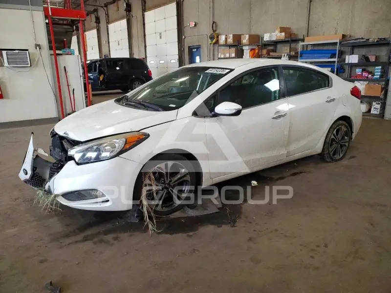 2015 KIA Forte фото