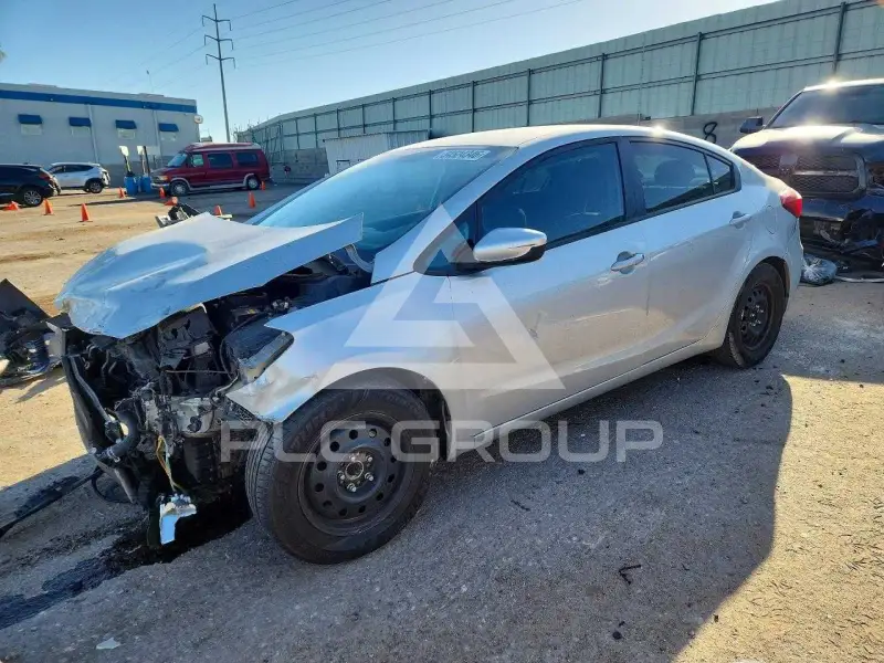 2015 KIA Forte фото