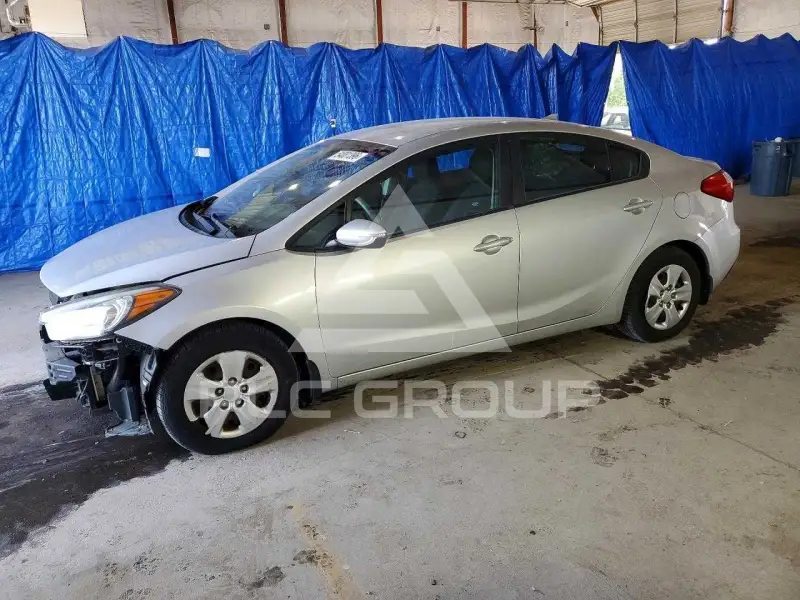 2015 KIA Forte photo