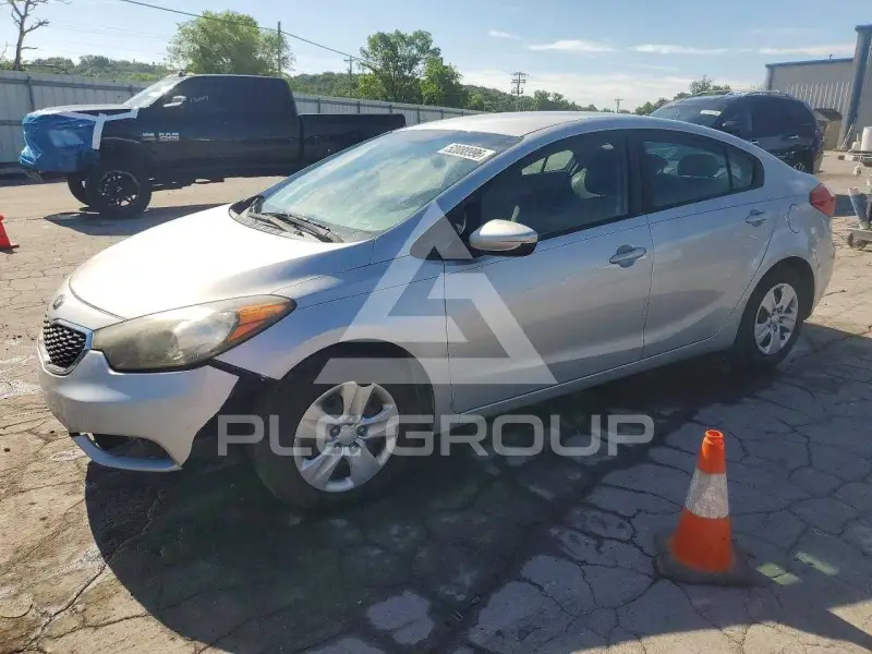 2015 KIA Forte фото