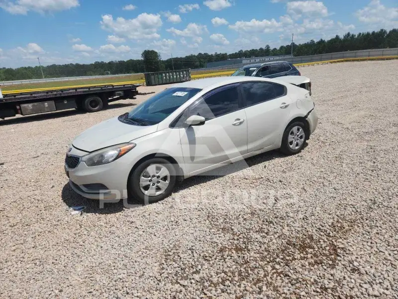 2015 KIA Forte фото