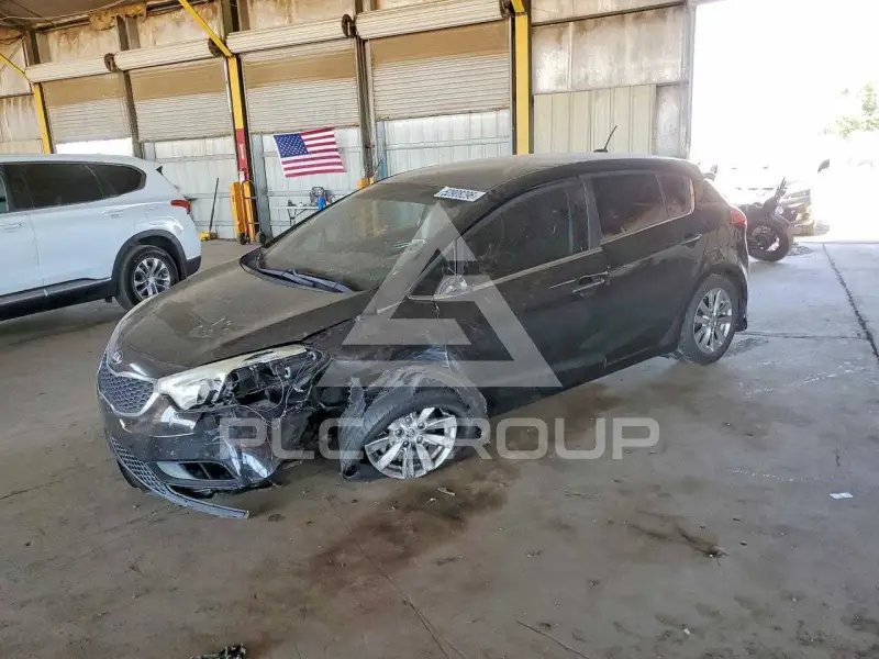 2015 KIA Forte photo