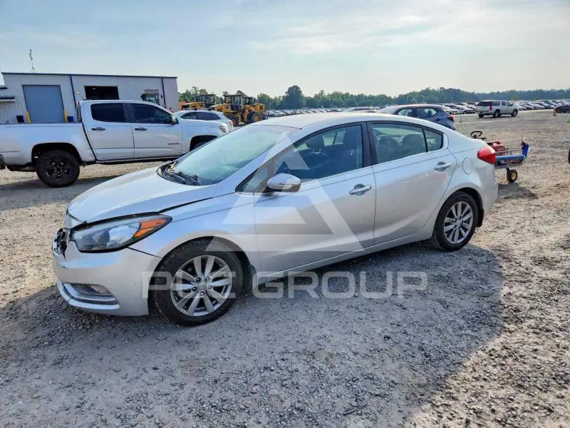 2015 KIA Forte фото