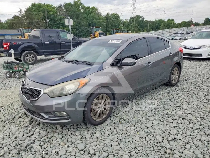 2015 KIA Forte photo
