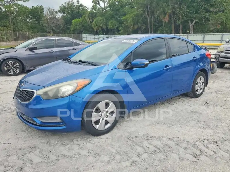 2015 KIA Forte фото