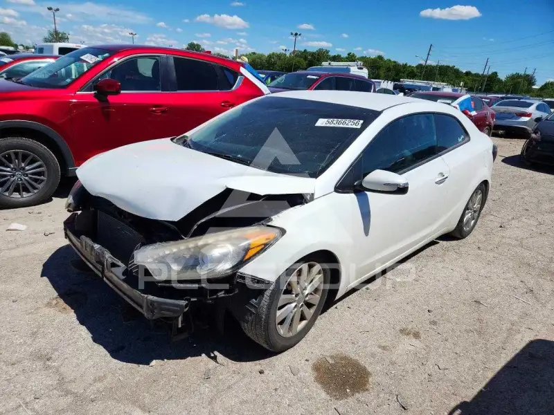 2015 KIA Forte фото