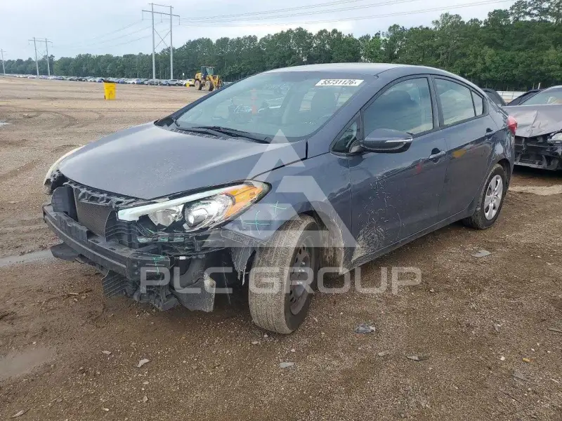 2015 KIA Forte photo