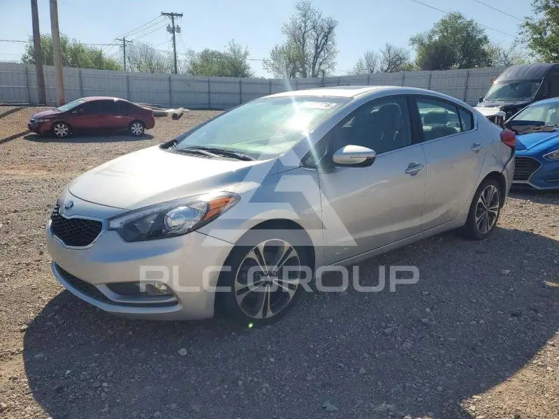 2015 KIA Forte фото