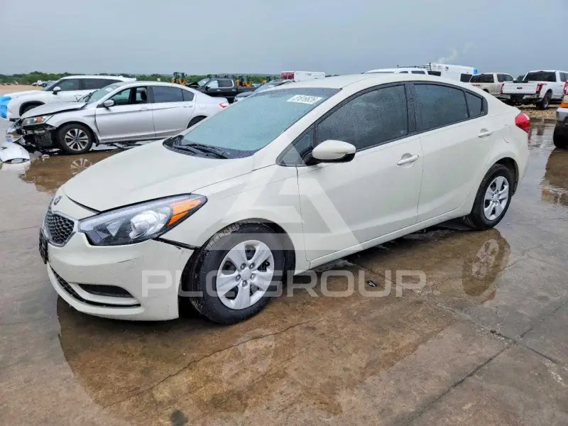 2015 KIA Forte фото