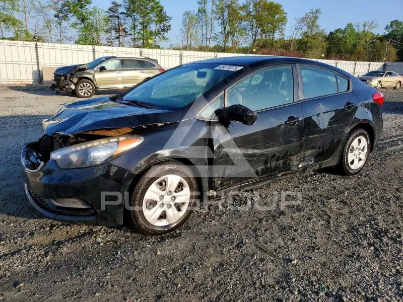 2015 KIA Forte photo