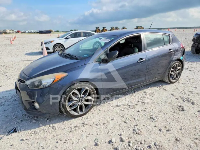 2015 KIA Forte фото