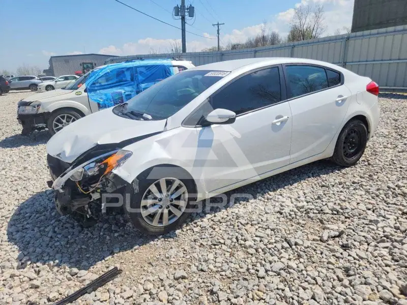 2015 KIA Forte photo