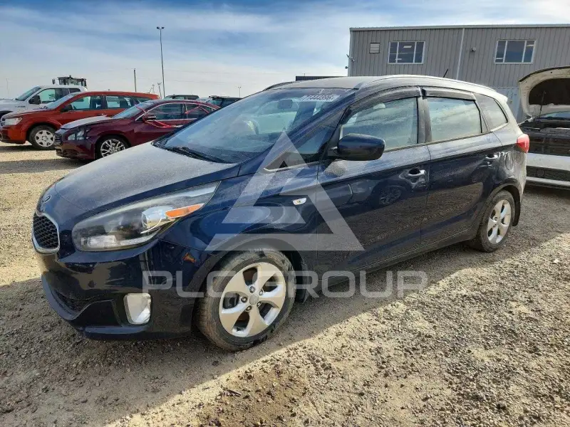 2015 KIA Rondo фото