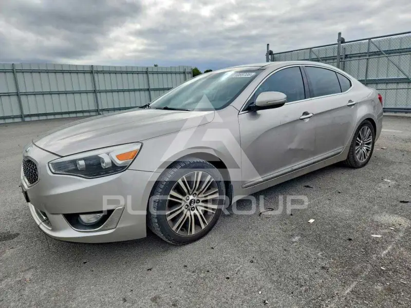 2015 KIA Cadenza photo