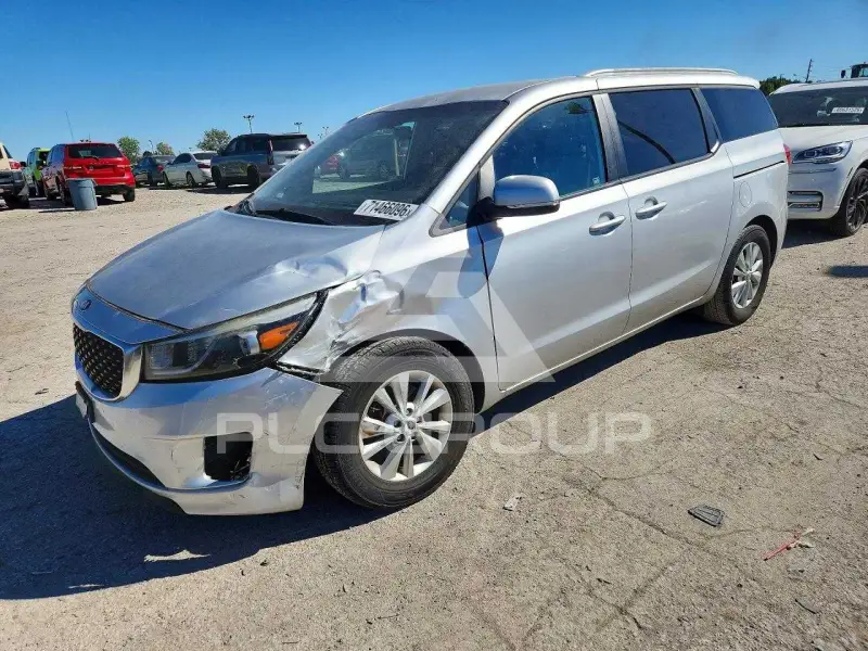 2015 KIA Sedona фото