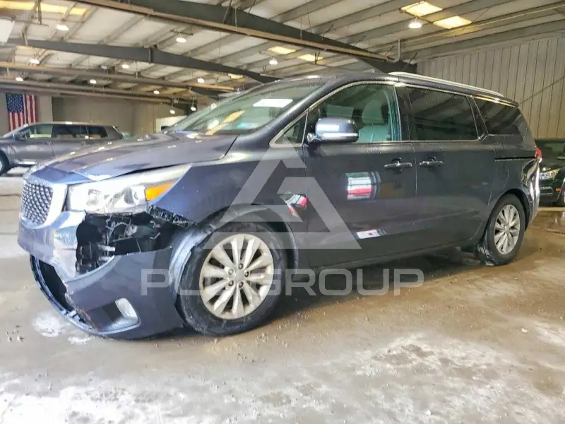 2015 KIA Sedona photo