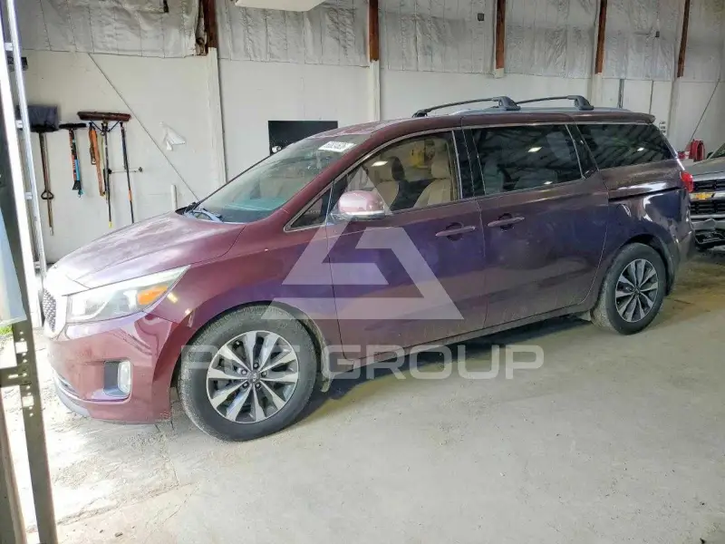 2015 KIA Sedona фото
