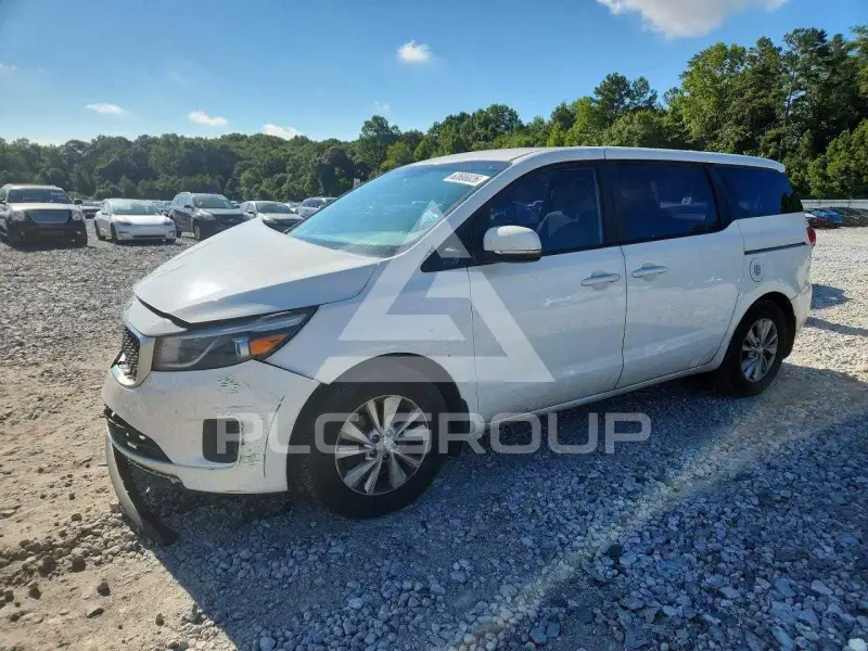 2015 KIA Sedona photo