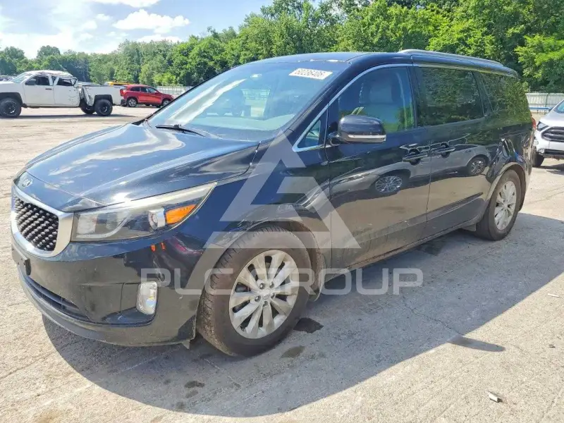 2015 KIA Sedona photo